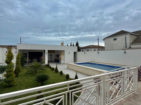 4 otaqlı həyət evi/bağ evi - Mərdəkan q. - 170 m²