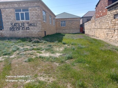 6 otaqlı həyət evi/bağ evi - Müşfiqabad q. - 156 m²