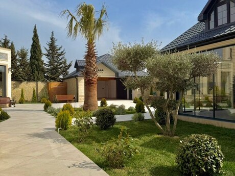 6 otaqlı həyət evi/bağ evi - Şüvəlan q. - 600 m²