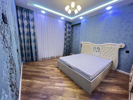 3 otaqlı yeni tikili - 8-ci mikrorayon q. - 88 m²