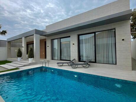 5 otaqlı həyət evi/bağ evi - Mərdəkan q. - 250 m²