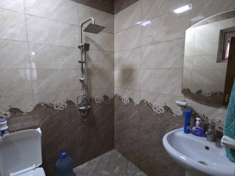 3 otaqlı həyət evi/bağ evi - Bakıxanov q. - 100 m²