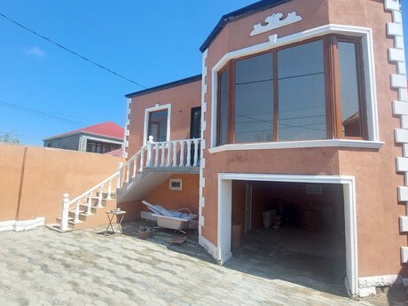 3 otaqlı həyət evi/bağ evi - Yeni Ramana q. - 100 m²