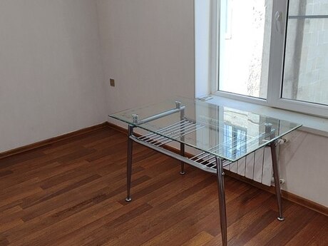 1 otaqlı köhnə tikili - Elmlər Akademiyası m. - 31 m²