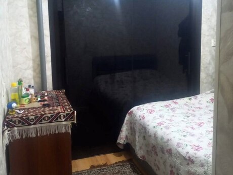 2 otaqlı köhnə tikili - Yeni Günəşli q. - 42 m²