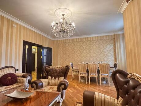 Объявление №6059333 - Баку, м. Кара Караев, 3-комн., 135 м², 3/16 этаж
