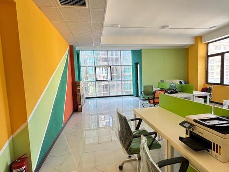 5 otaqlı ofis - 28 May m. - 170 m²