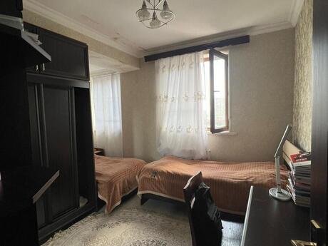3 otaqlı köhnə tikili - Yasamal r. - 74 m²