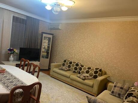 3 otaqlı köhnə tikili - Yasamal r. - 74 m²