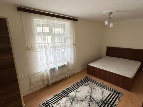 2 otaqlı köhnə tikili - İnşaatçılar m. - 65 m²