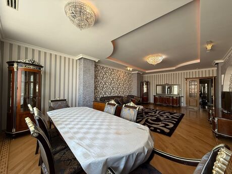 4-комн. новостройка - м. 8 ноября - 210 м²