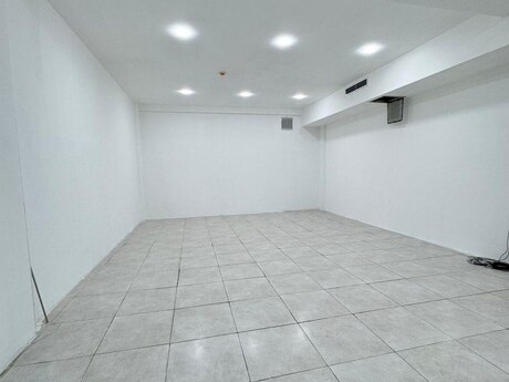 1-комн. офис - м. 28 мая - 55 м²