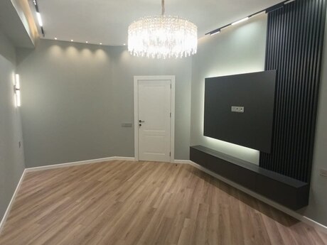 2 otaqlı yeni tikili - 8-ci mikrorayon q. - 65 m²