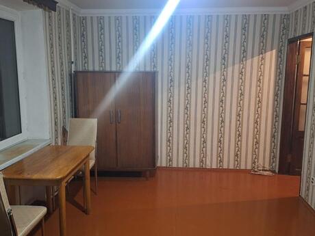 1 otaqlı köhnə tikili - Binəqədi r. - 40 m²