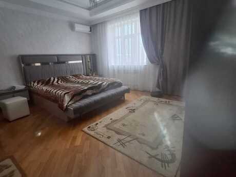 7 otaqlı həyət evi/bağ evi - Dərnəgül m. - 260 m²