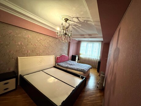 3 otaqlı köhnə tikili - 28 May m. - 100 m²