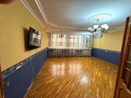 3 otaqlı köhnə tikili - 28 May m. - 100 m²