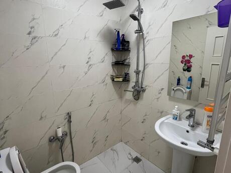 Продаётся 3-комнатная квартира в новостройке, Bayıl, 70 м², 220 000 AZN, фото 2 / 12