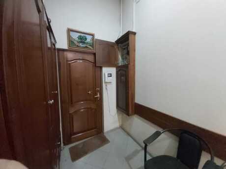 4 otaqlı ofis - İçəri Şəhər m. - 100 m²