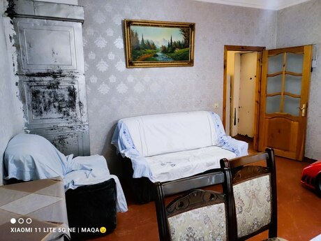 2 otaqlı köhnə tikili - Nəsimi r. - 50 m²