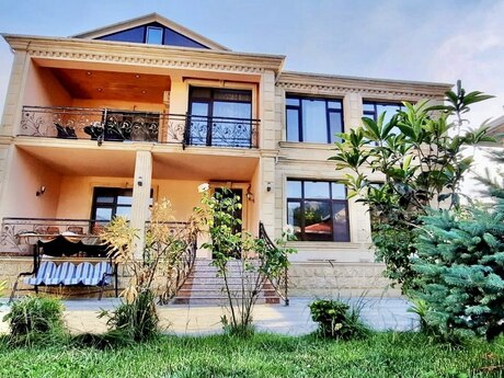 5 otaqlı həyət evi/bağ evi - Qəbələ - 300 m²