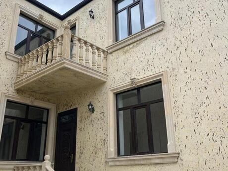 5 otaqlı həyət evi/bağ evi - Qaraçuxur q. - 140 m²