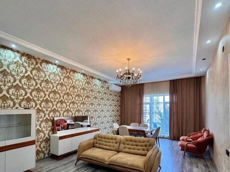 4 otaqlı həyət evi/bağ evi - Mərdəkan q. - 250 m²