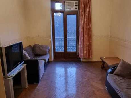 2 otaqlı köhnə tikili - Elmlər Akademiyası m. - 60 m²