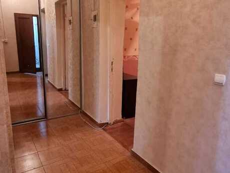 2 otaqlı köhnə tikili - Elmlər Akademiyası m. - 60 m²