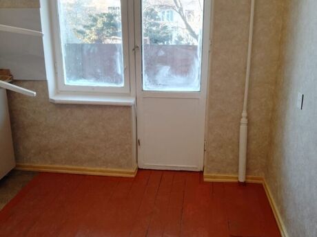 3 otaqlı köhnə tikili - Badamdar q. - 70 m²