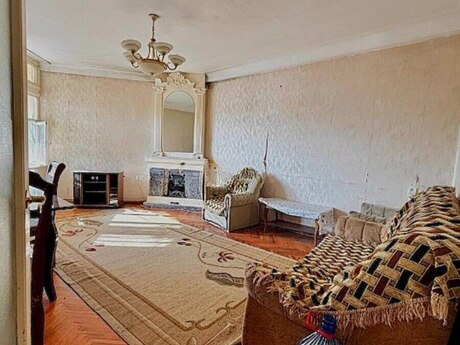 3 otaqlı köhnə tikili - Nizami m. - 70 m²