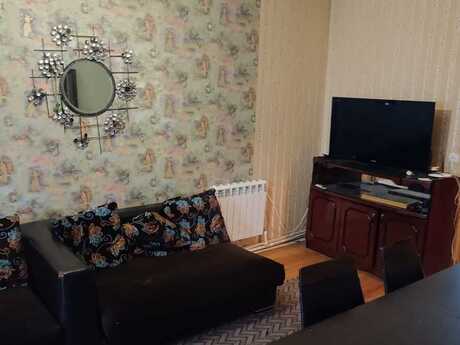 2 otaqlı köhnə tikili - Memar Əcəmi m. - 50 m²