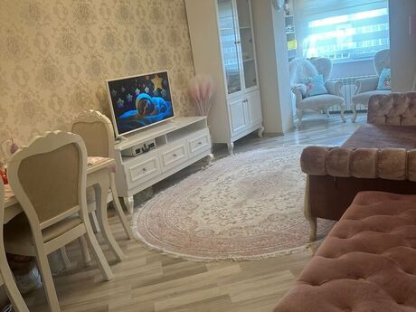 3 otaqlı köhnə tikili - Nizami m. - 95 m²
