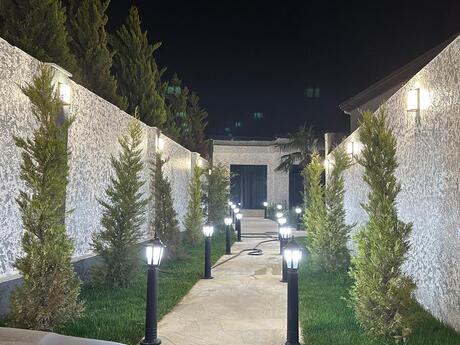 4 otaqlı həyət evi/bağ evi - Buzovna q. - 200 m²