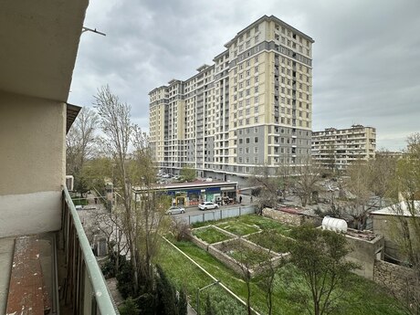 3 otaqlı köhnə tikili - Xalqlar Dostluğu m. - 80 m²