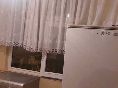1 otaqlı köhnə tikili - Neftçilər m. - 40 m²