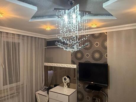 2-комн. новостройка - м. Иншаатчылар - 70 м²