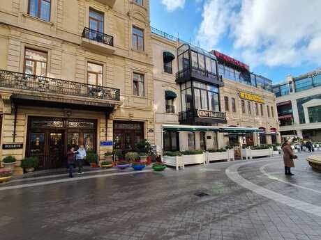 4 otaqlı yeni tikili - Sahil m. - 200 m²