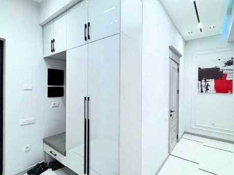 3-комн. новостройка - Насиминский  р. - 125 м²