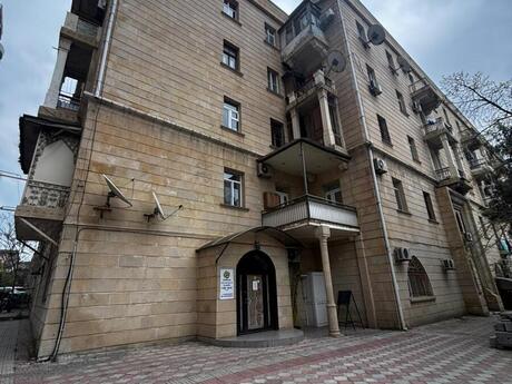 2 otaqlı köhnə tikili - 28 May m. - 80 m²