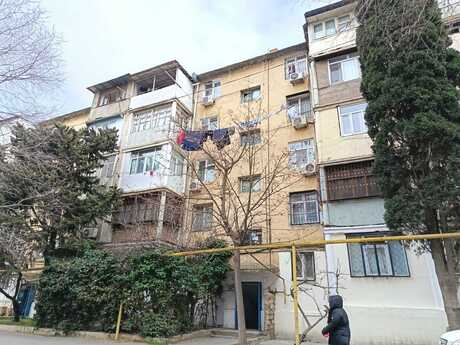 3 otaqlı köhnə tikili - Neftçilər m. - 70 m²