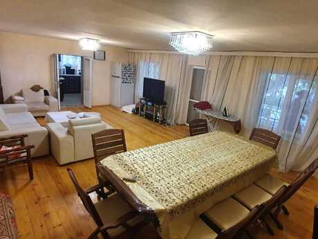 7 otaqlı həyət evi/bağ evi - Hövsan q. - 360 m²