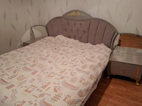 3 otaqlı köhnə tikili - Elmlər Akademiyası m. - 60 m²