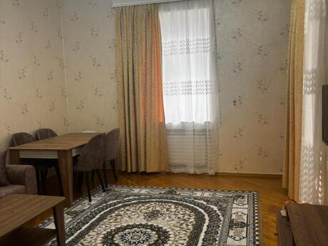 2 otaqlı köhnə tikili - 28 May m. - 80 m²