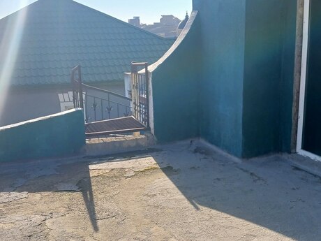 9 otaqlı həyət evi/bağ evi - Badamdar q. - 350 m²