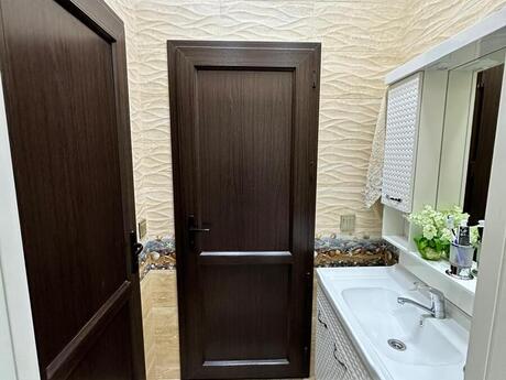 9 otaqlı həyət evi/bağ evi - Binə q. - 360 m²