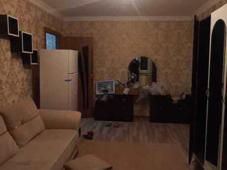 2 otaqlı köhnə tikili - Biləcəri q. - 34 m²