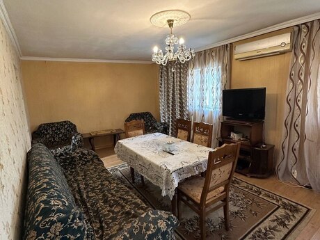 3 otaqlı köhnə tikili - Əhmədli q. - 75 m²