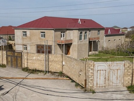 7 otaqlı həyət evi/bağ evi - Sumqayıt - 860 m²