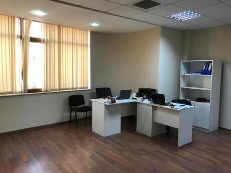 4-комн. офис - м. Нариман Нариманов - 150 м²